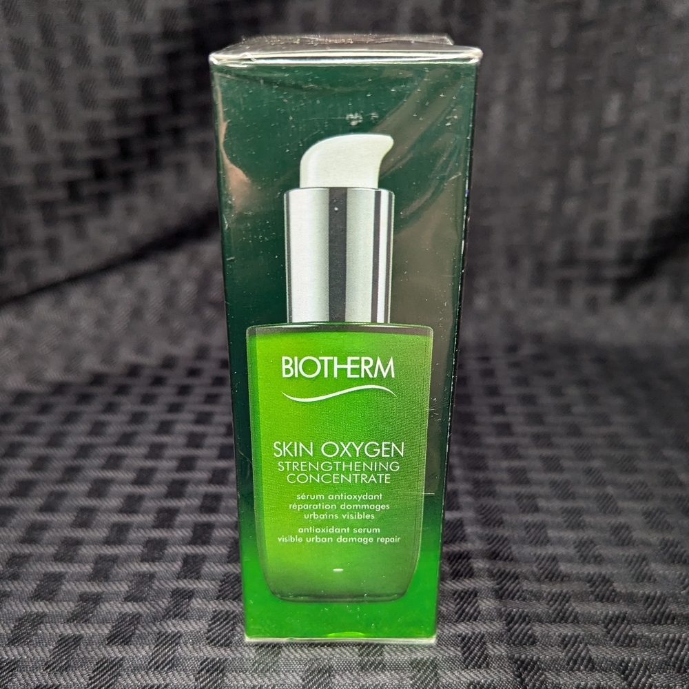 Biotherm Skin Oxygen Strengthening Concentrate Serum.